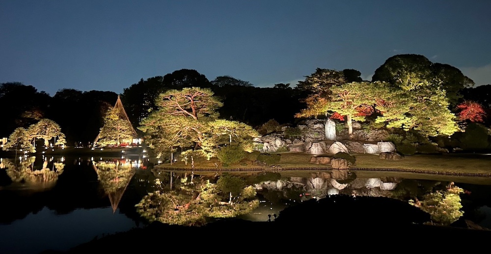 ”Special Nighttime Viewing in Autumn” at RIKUGIEN