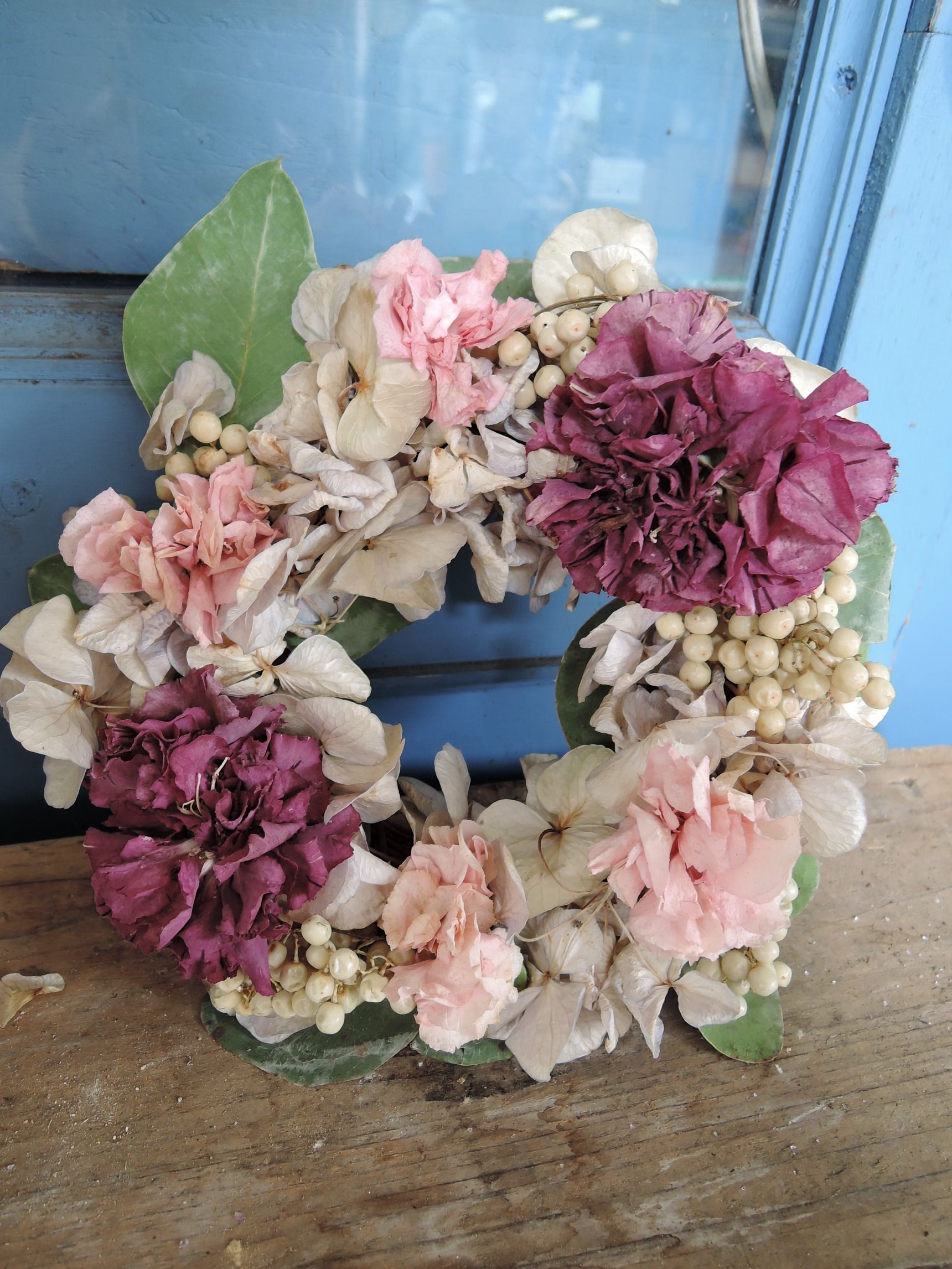 カーネーションの 上手なドライフラワーの作り方と簡単アレンジ Gardenstory ガーデンストーリー