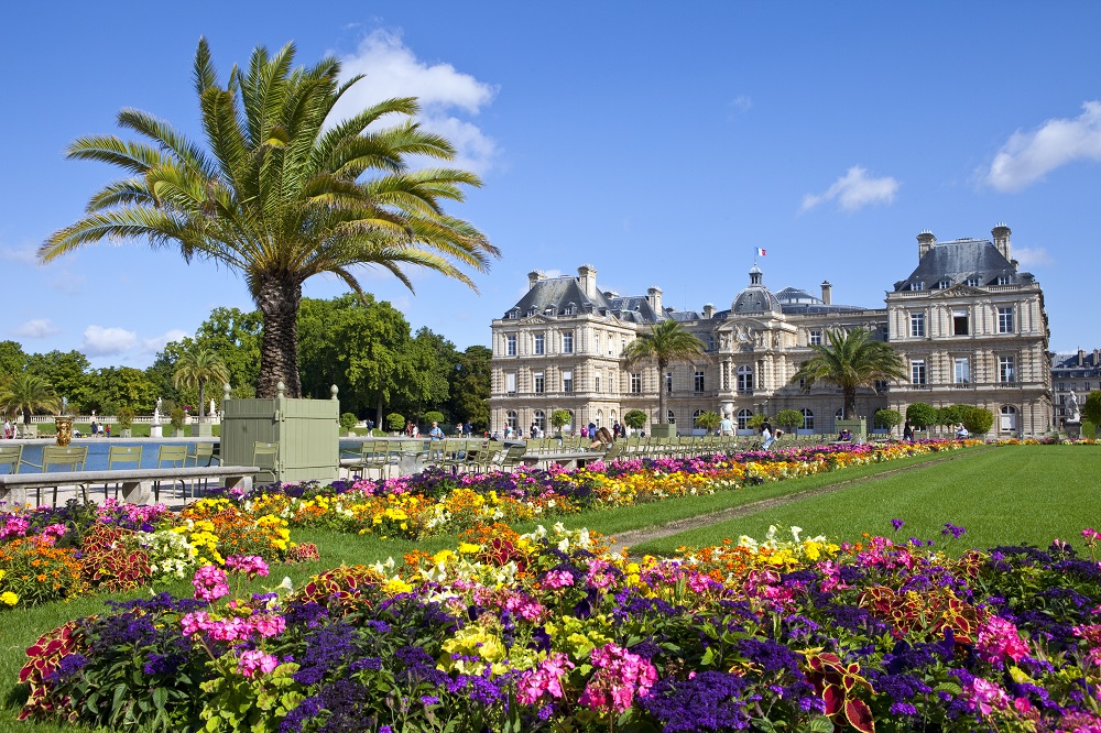 フランス「リュクサンブール宮殿」の花壇【世界のガーデンを探る旅８】
