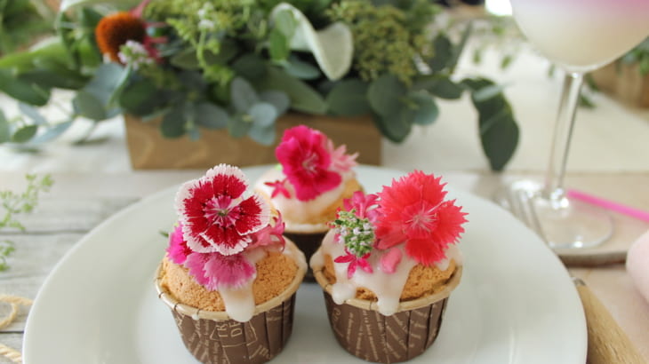 エディブルフラワーでお花のカップケーキを作ろう Gardenstory ガーデンストーリー
