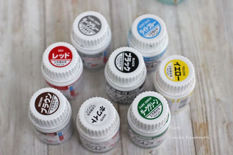 ダイソーの水性塗料