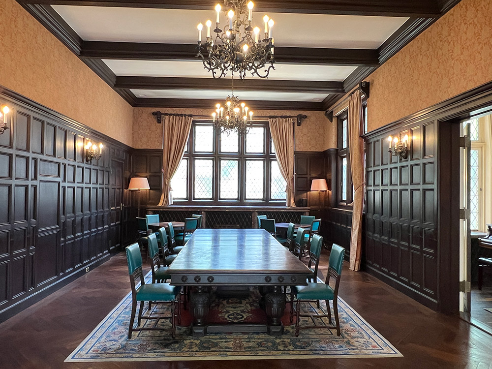 スペインレストラン小笠原伯爵邸