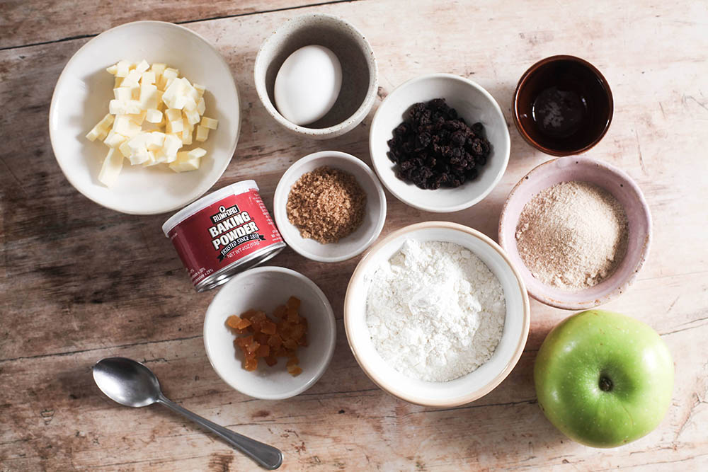 ドーセットアップルケーキの材料