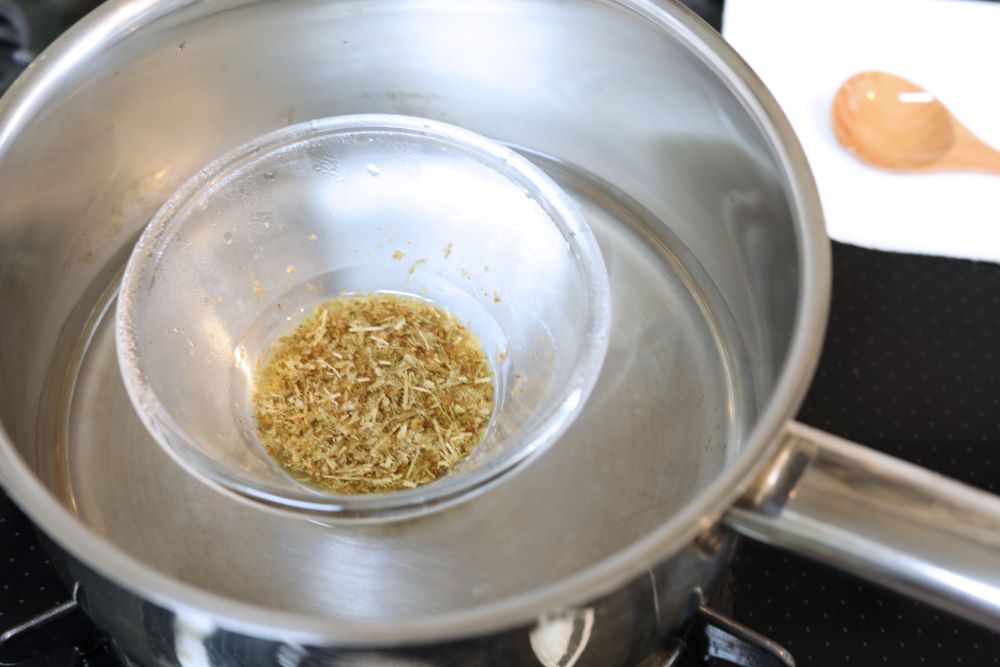 リンデン浸出油（インフューズドオイル）を作る