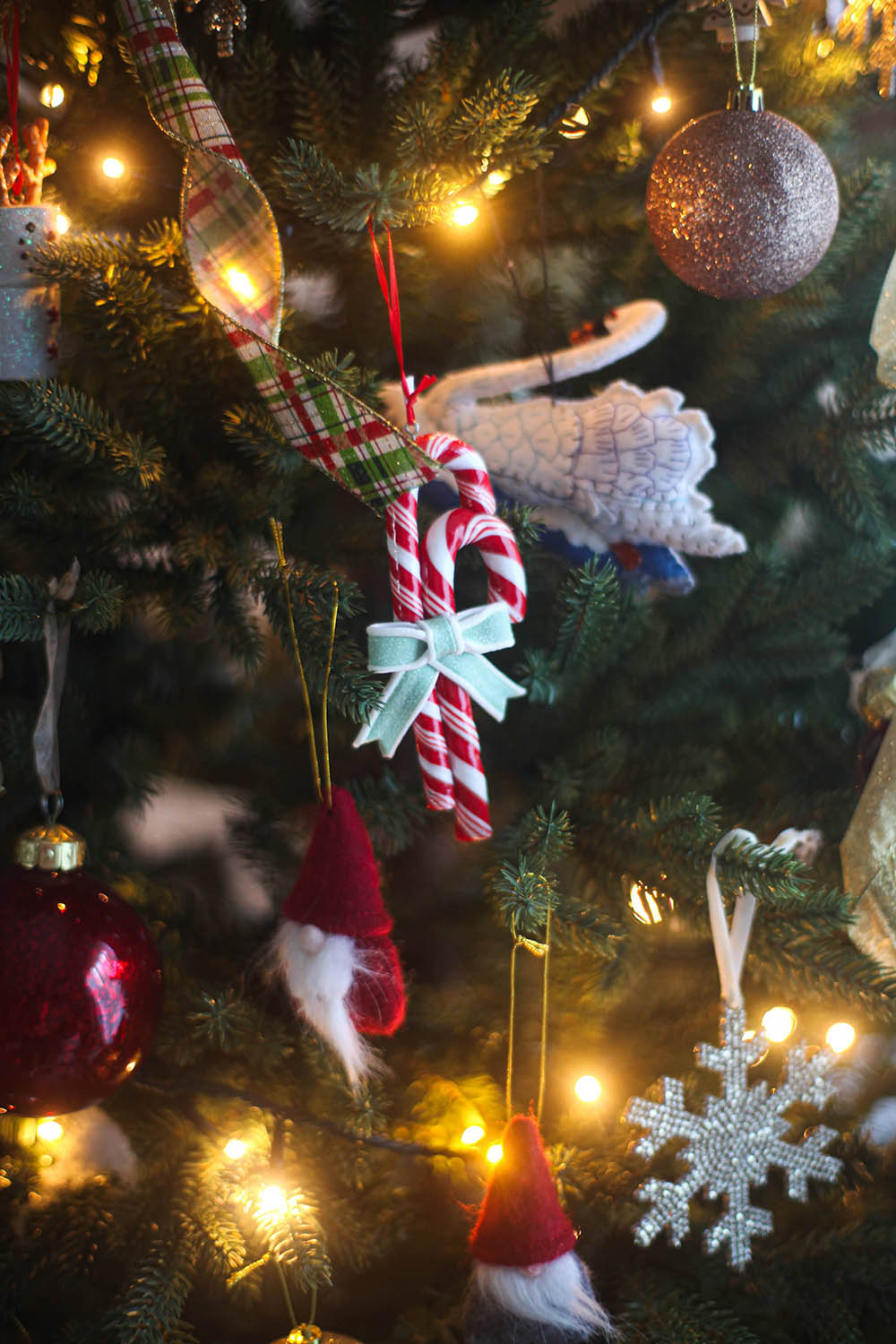 クリスマスツリーの飾り