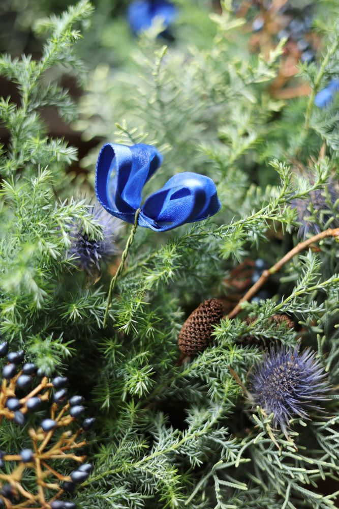 リースの飾りつけ