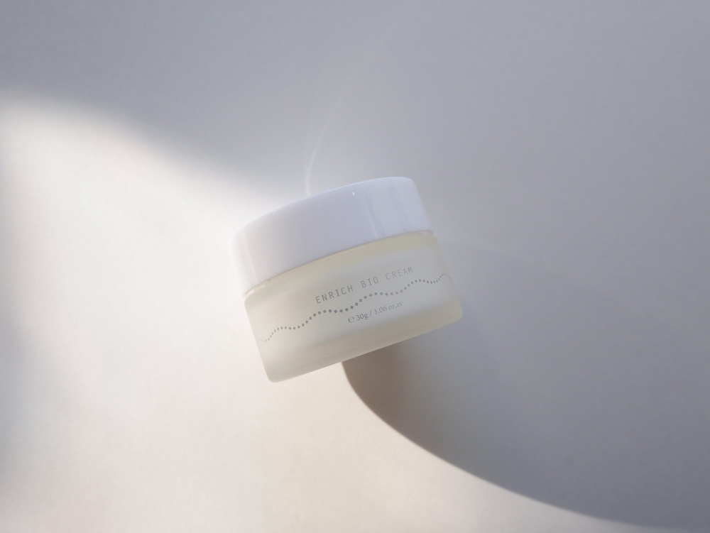 美肌菌が心地よく息づく肌環境へ　オサジ「オサジ エンリッチバイオクリーム」