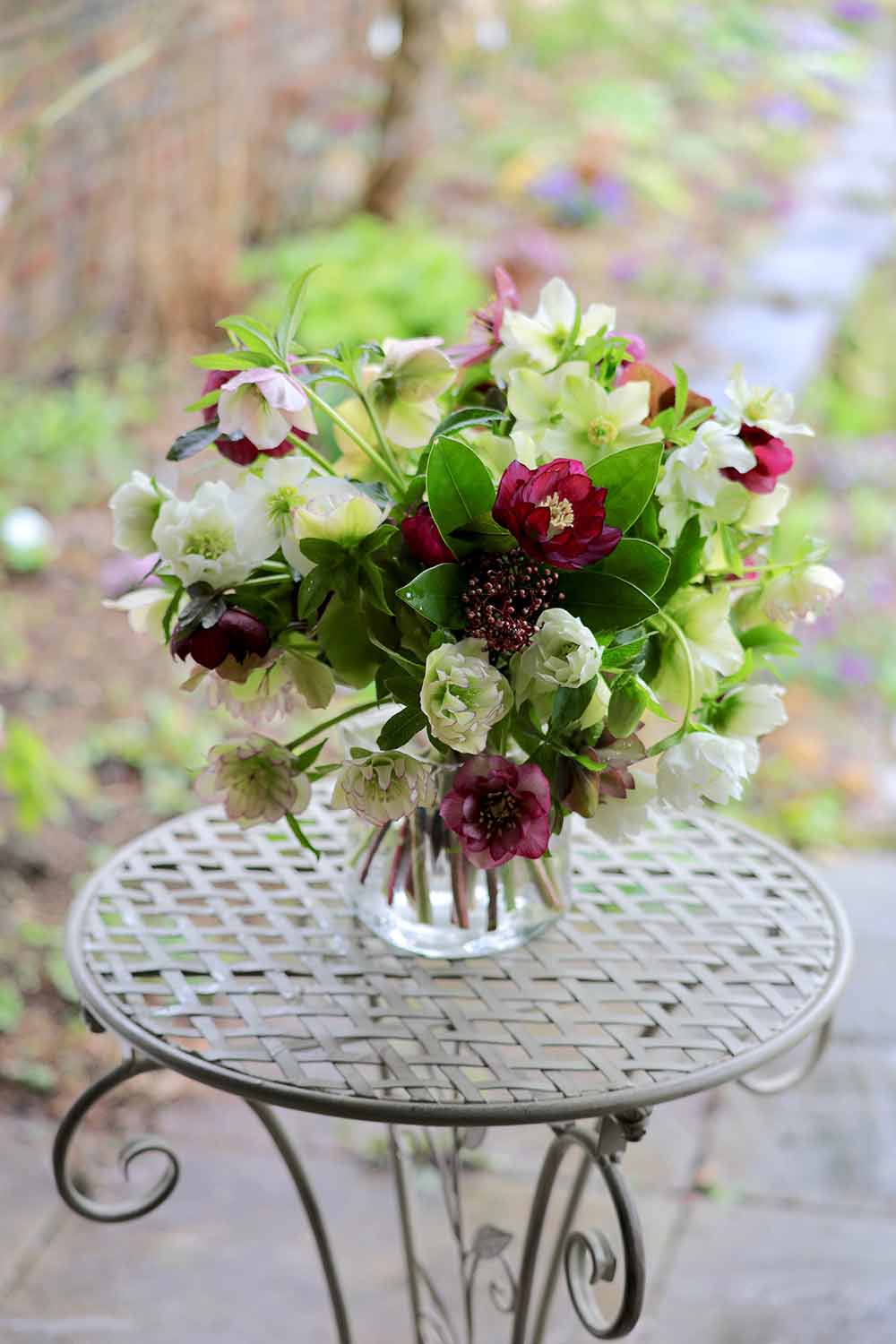 クリスマスローズのブーケ〜面谷ひとみさんの庭より〜
詳細はこちら↓
https://gardenstory.jp/gardening/19382