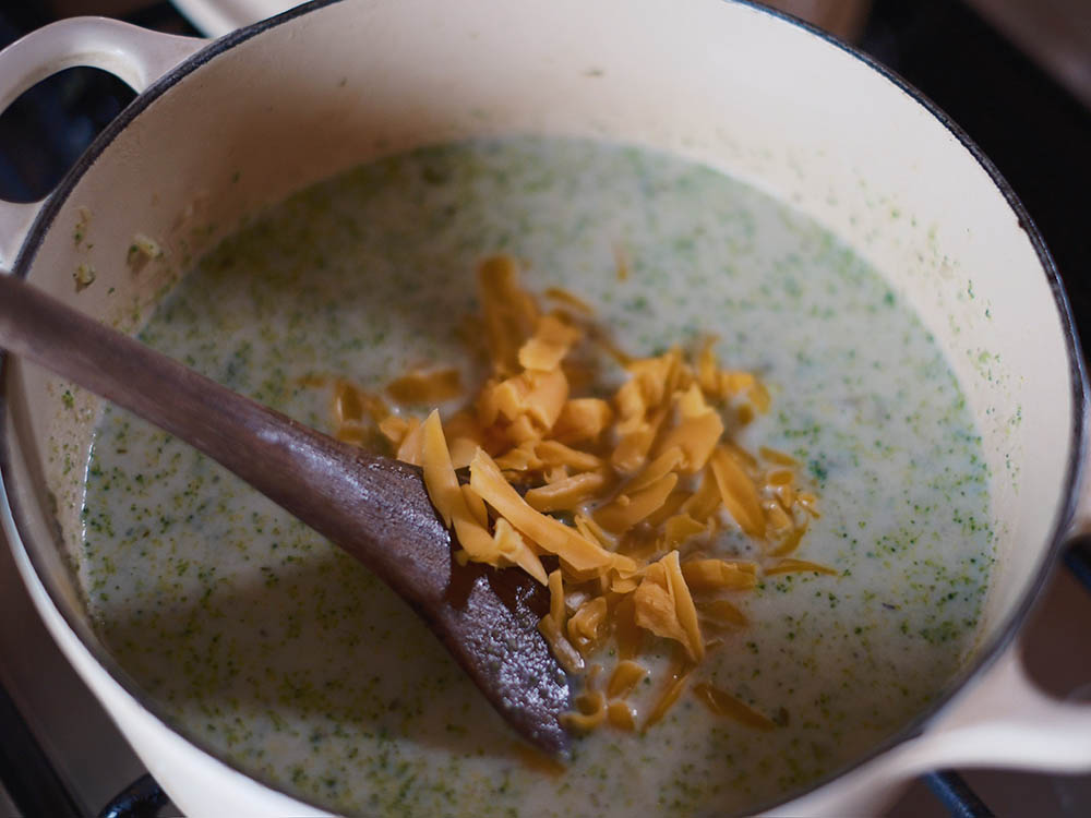 チーズを入れる