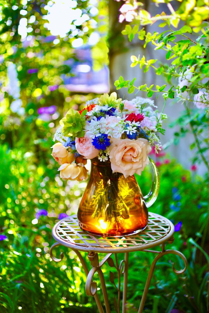 庭摘みの花のブーケ