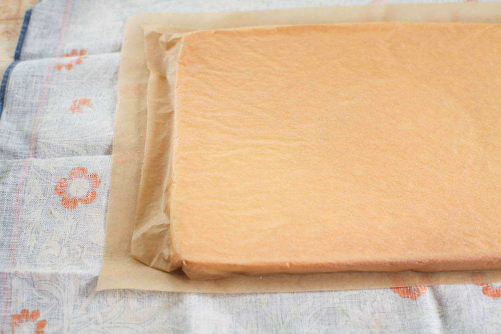 シートの上にひっくり返す