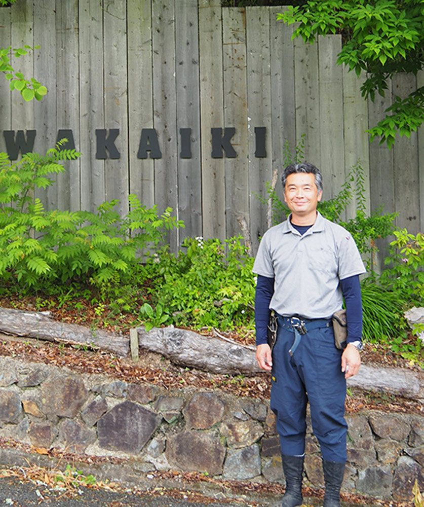 若生植木農園所長の若生高明さん。最近では、芦屋市や西宮市の高級住宅地向けに、「3階のリビングからも木が見たい」と6m以上クラスの植木の需要も出ていると話す。